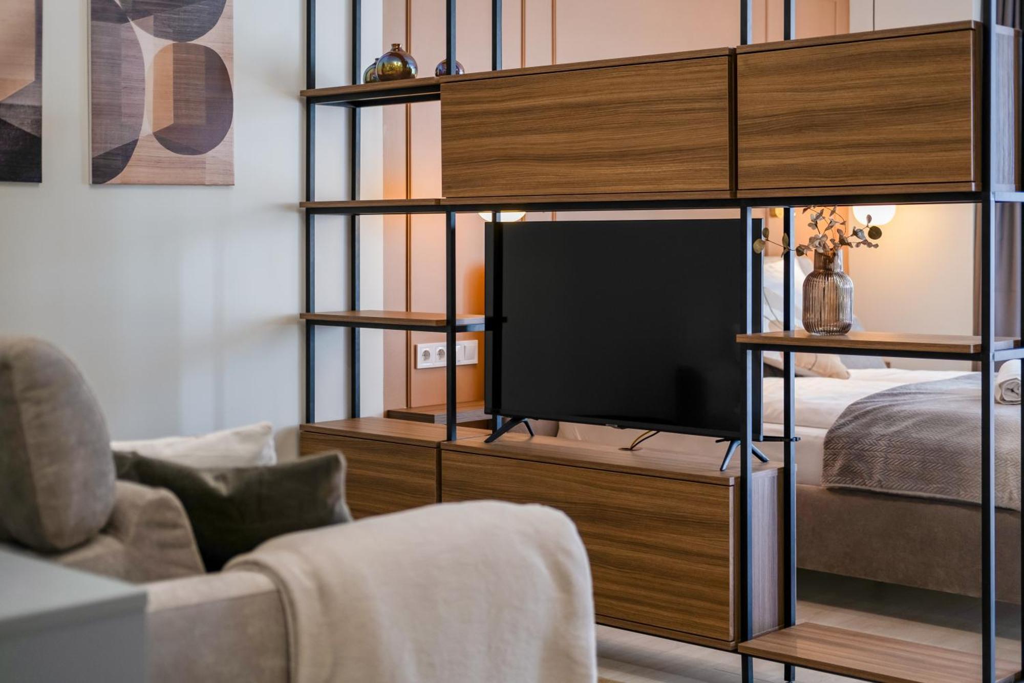 Myflat Wave Luxury 44 Suite Siófok Eksteriør billede